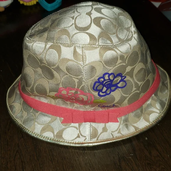 Coach | Accessories | New Coach Poppy Fedora Floral Sig C  display picture 1